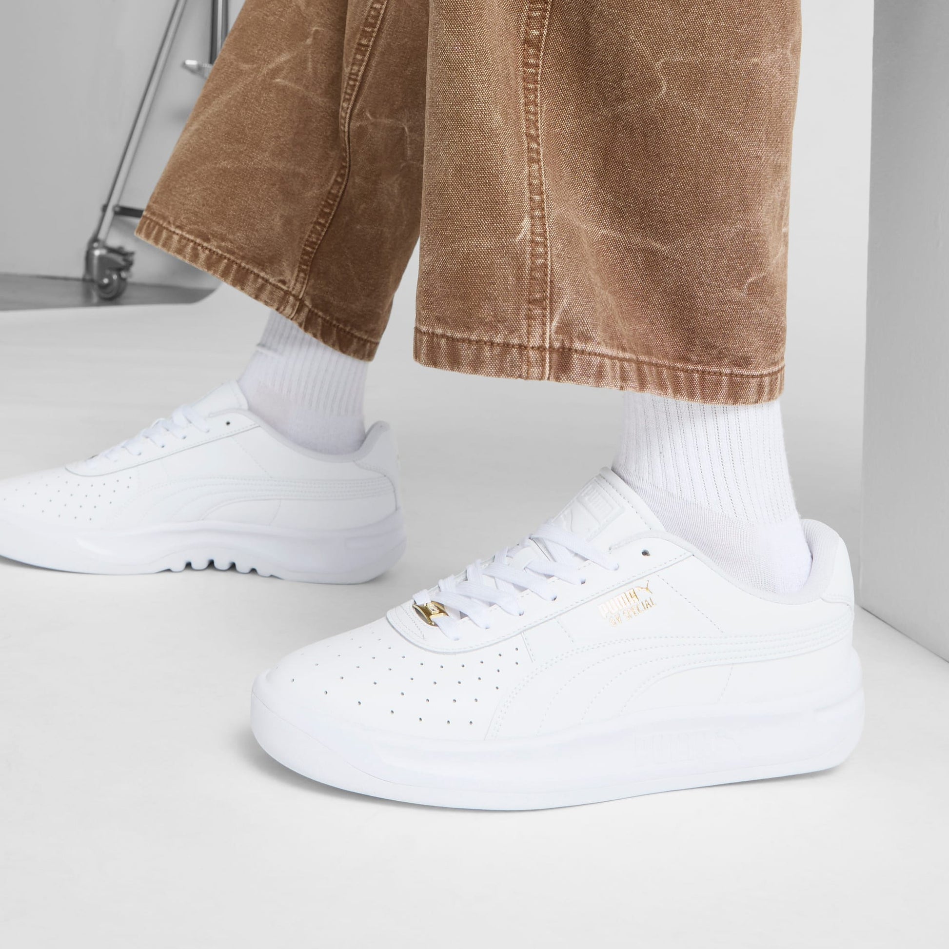 GV Special Sneakers